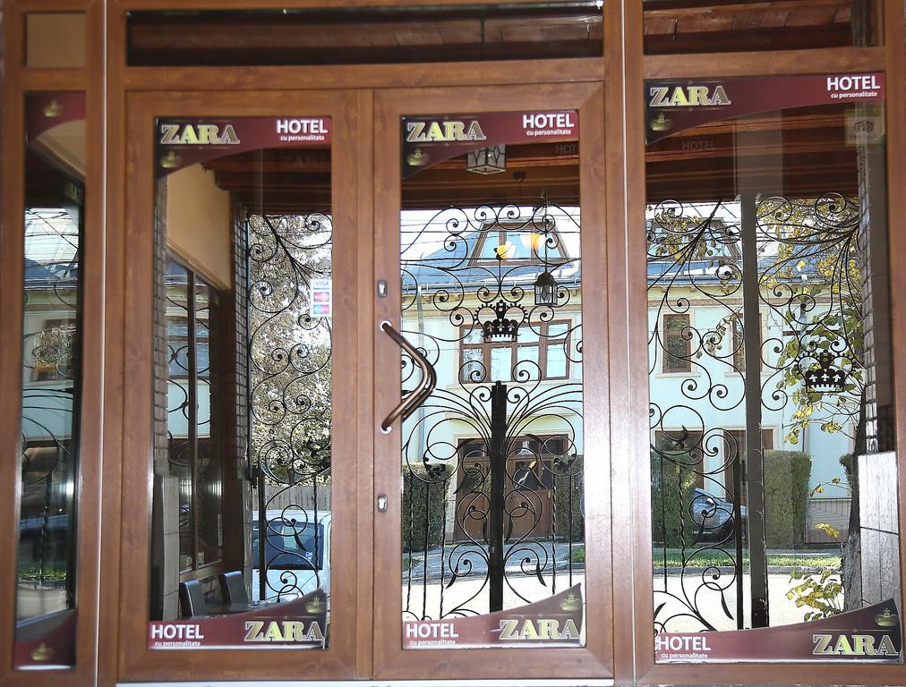 Hotel Zara Roman Exterior photo